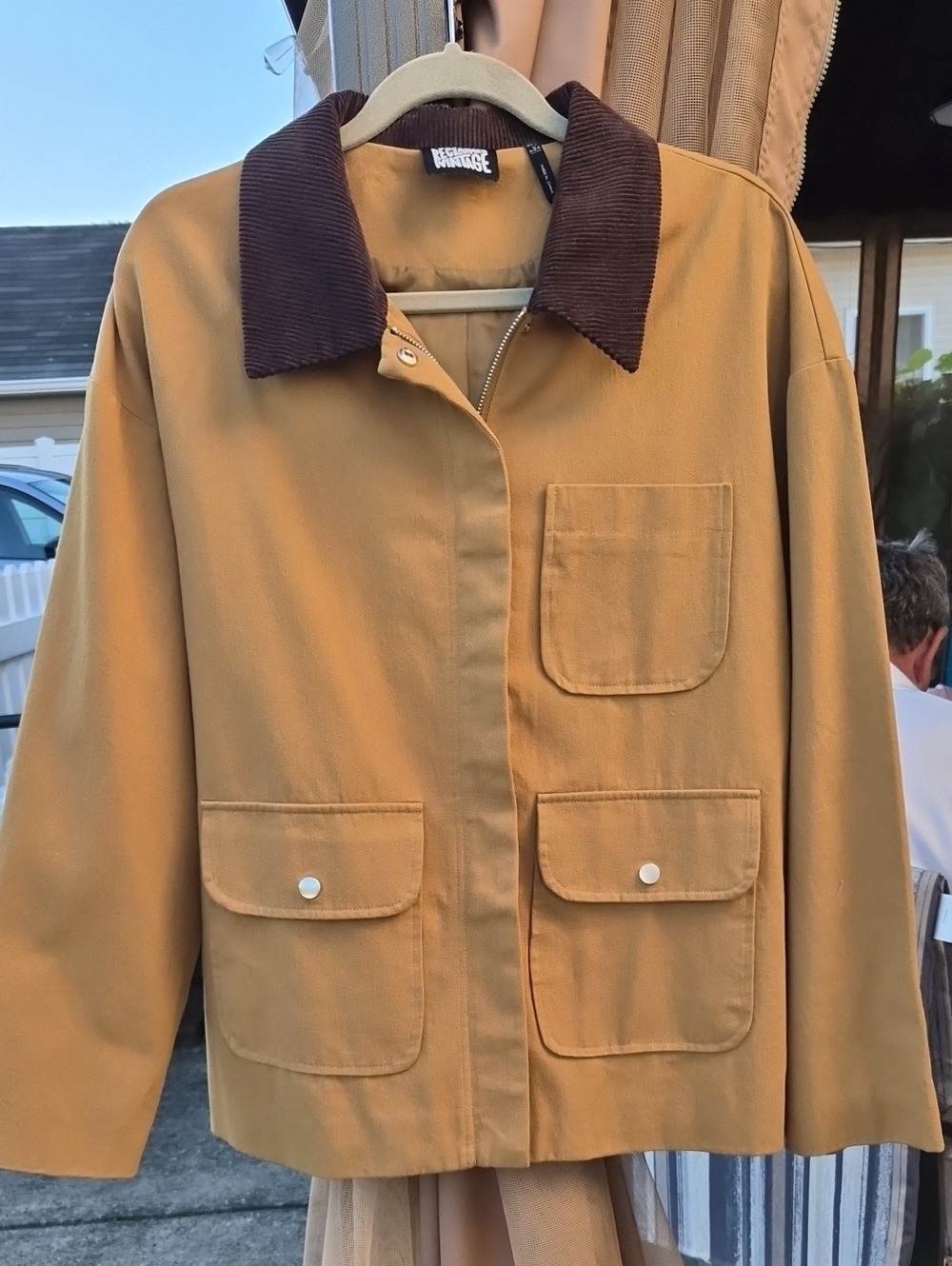 NWOT Heritage WOMAN'S Tan Jacket with Dark Brown Corduroy Collar PTP 26, L 26